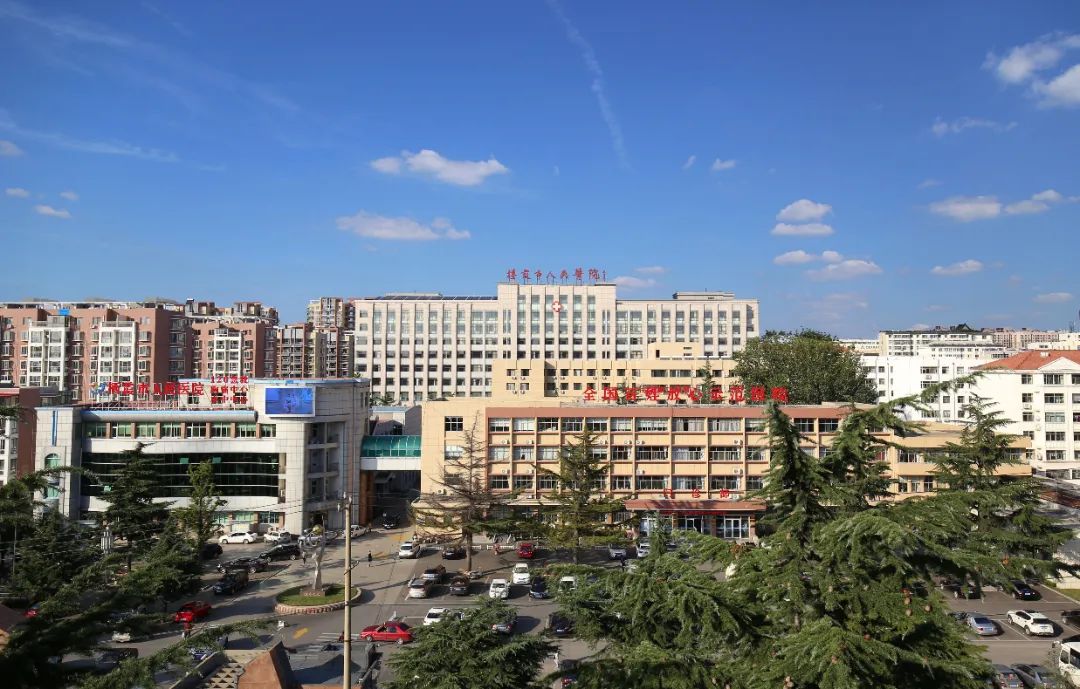 栖霞市人民医院(全景).jpg 图片